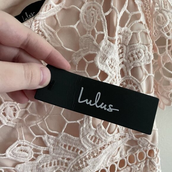 Lulus Women M Briarwood Blush Pink Lace Ruffled Bodycon Midi Dress NWT - Picture 10 of 14